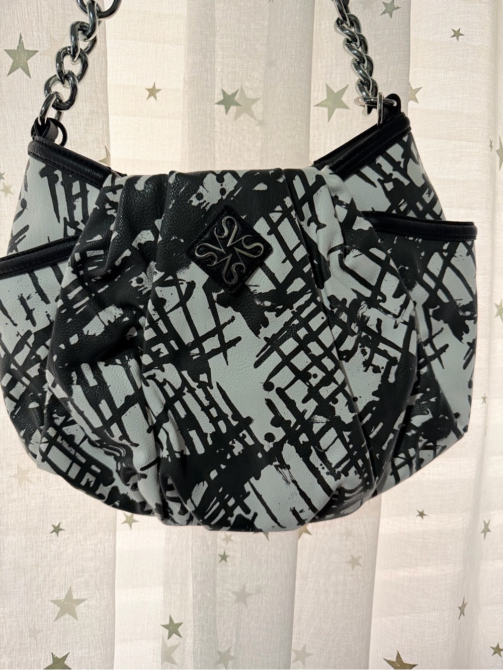 Vera Wang Black and Light Gray Abstract Print Shoulder Bag